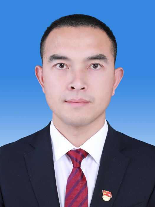 曾強(四川省雅安市林業局黨組成員、副局長) 曾強(四川省雅安市林業局黨組成員、副局長)