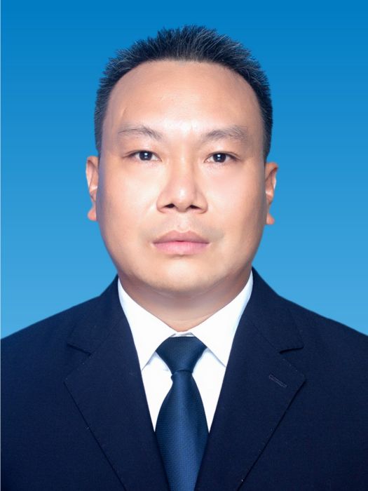 陳曉剛(四川省廣安市鄰水縣衛生健康局黨組副書記) 陳曉剛(四川省廣安市鄰水縣衛生健康局黨組副書記)