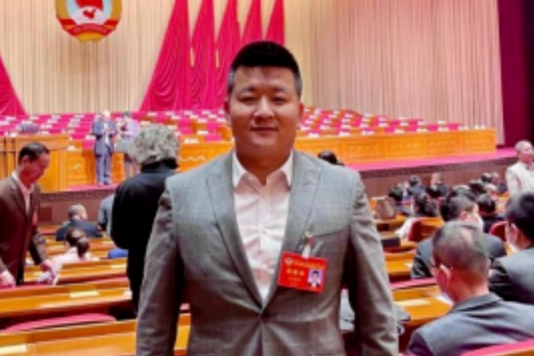 李明鋒(鳳竹紡織董事) 李明鋒(鳳竹紡織董事)