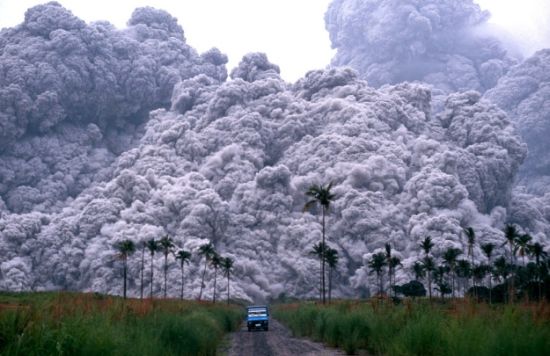 皮納圖博火山爆發