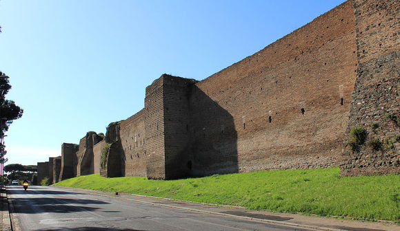 奧勒良城牆