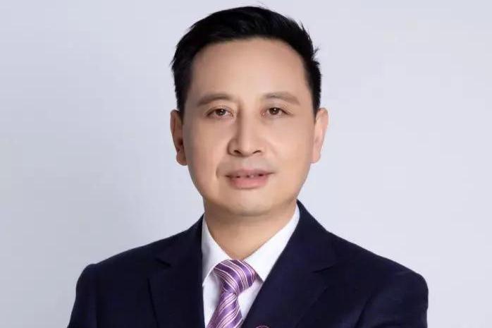 陳峰(廣州華美英語實驗學校總校校長) 陳峰(廣州華美英語實驗學校總校校長)
