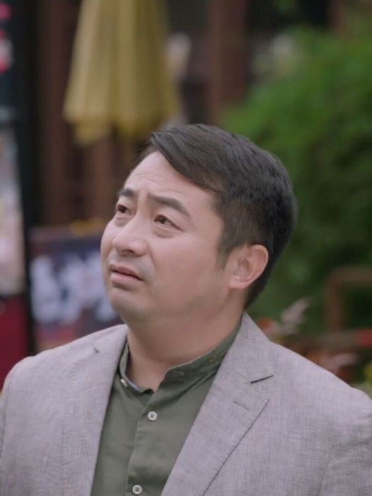 鐘陽方(都市美食劇《大廚小婿》中的角色) 鐘陽方(都市美食劇《大廚小婿》中的角色)