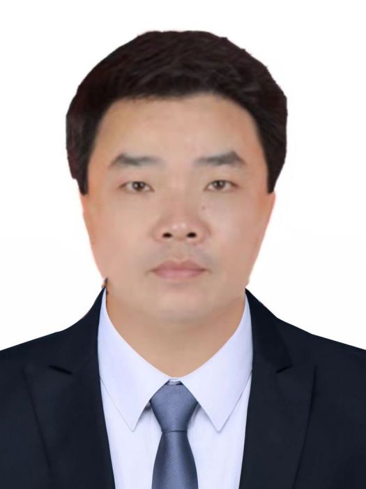 張金虎(湖北省荊州市江陵縣醫療保障局黨組書記、局長) 張金虎(湖北省荊州市江陵縣醫療保障局黨組書記、局長)
