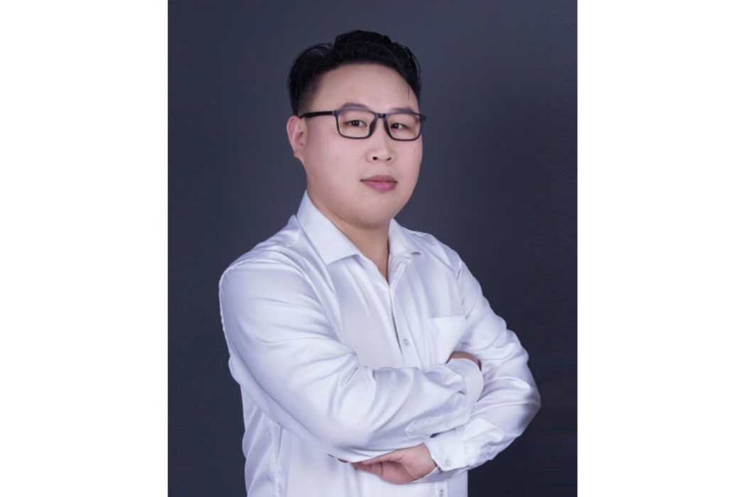 張亮(設計師) 張亮(設計師)