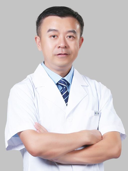 姜偉(深圳深西愛爾眼科執行院長) 姜偉(深圳深西愛爾眼科執行院長)