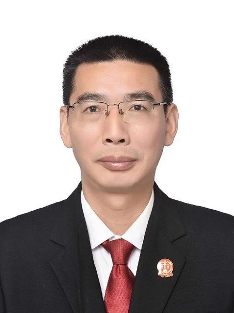 黃文松(貴州省銅仁市思南縣人民法院黨組副書記、副院長) 黃文松(貴州省銅仁市思南縣人民法院黨組副書記、副院長)