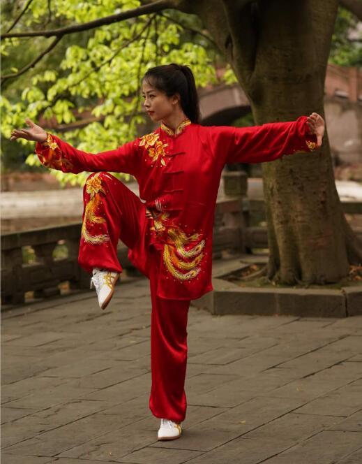 龍嬌爾