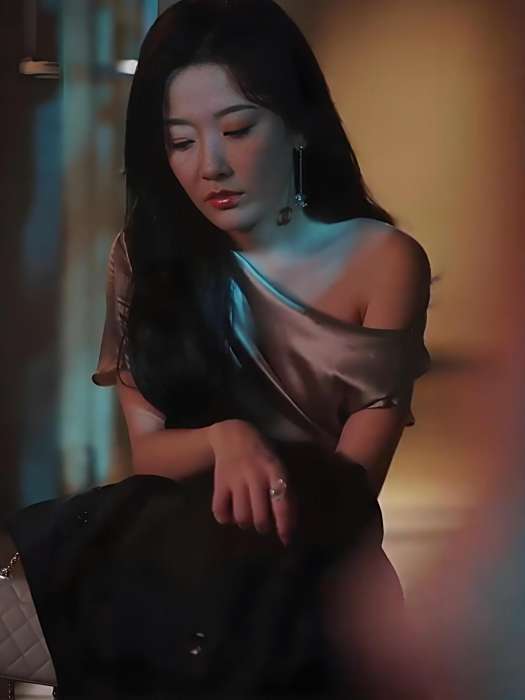 姜辭憂 姜辭憂