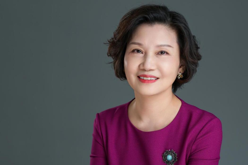 姚紅(中國郵政儲蓄銀行股份有限公司執行董事、副行長、首席風險官) 姚紅(中國郵政儲蓄銀行股份有限公司執行董事、副行長、首席風險官)