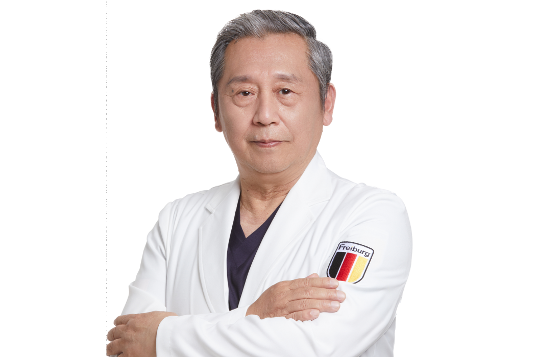 王培新(南京茀萊堡口腔醫院醫生) 王培新(南京茀萊堡口腔醫院醫生)