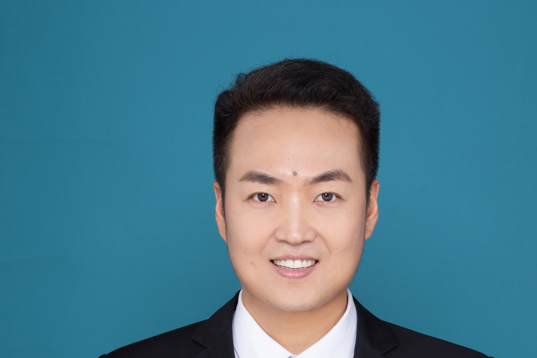楊一(西安石油大學副教授) 楊一(西安石油大學副教授)