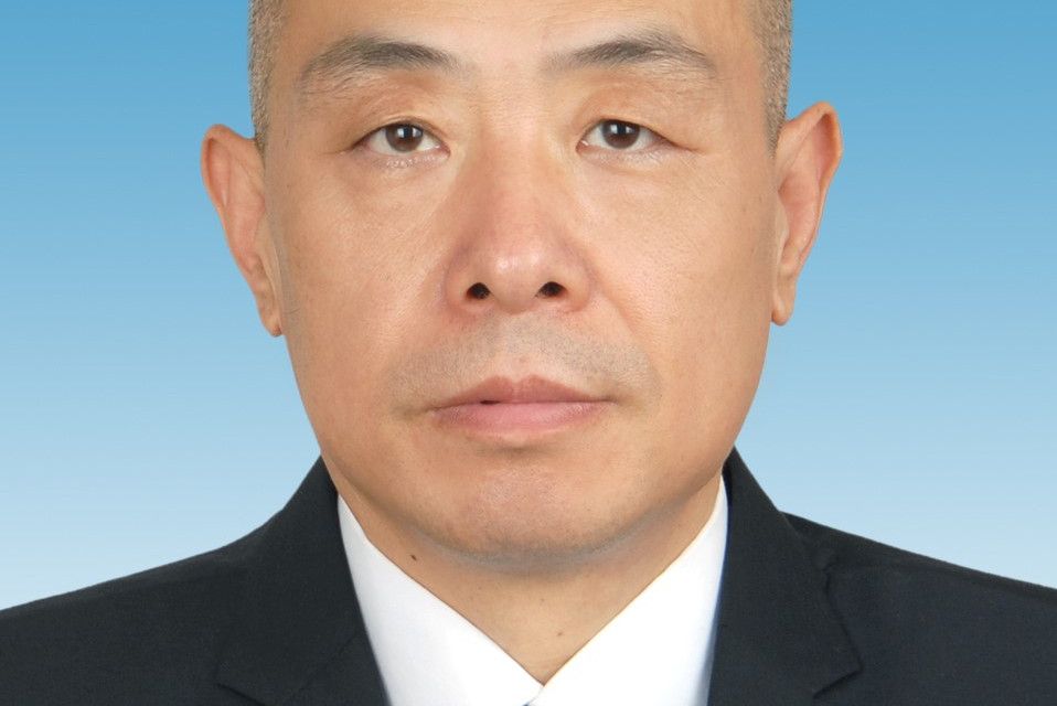 李好賢(山東省安丘市綜合行政執法局黨組成員、綜合行政執法大隊政委) 李好賢(山東省安丘市綜合行政執法局黨組成員、綜合行政執法大隊政委)