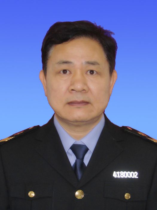 石海林(河南省鄭州航空港經濟綜合實驗區市場監督管理局籌建組副組長、二級調研員) 石海林(河南省鄭州航空港經濟綜合實驗區市場監督管理局籌建組副組長、二級調研員)