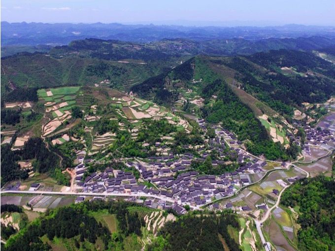 子臘村 子臘村