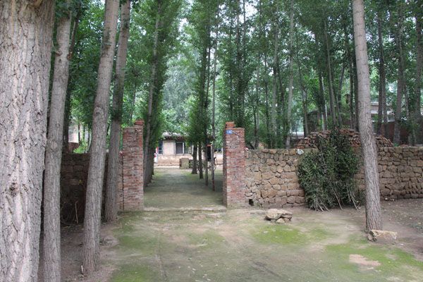 吉利玍村 吉利玍村