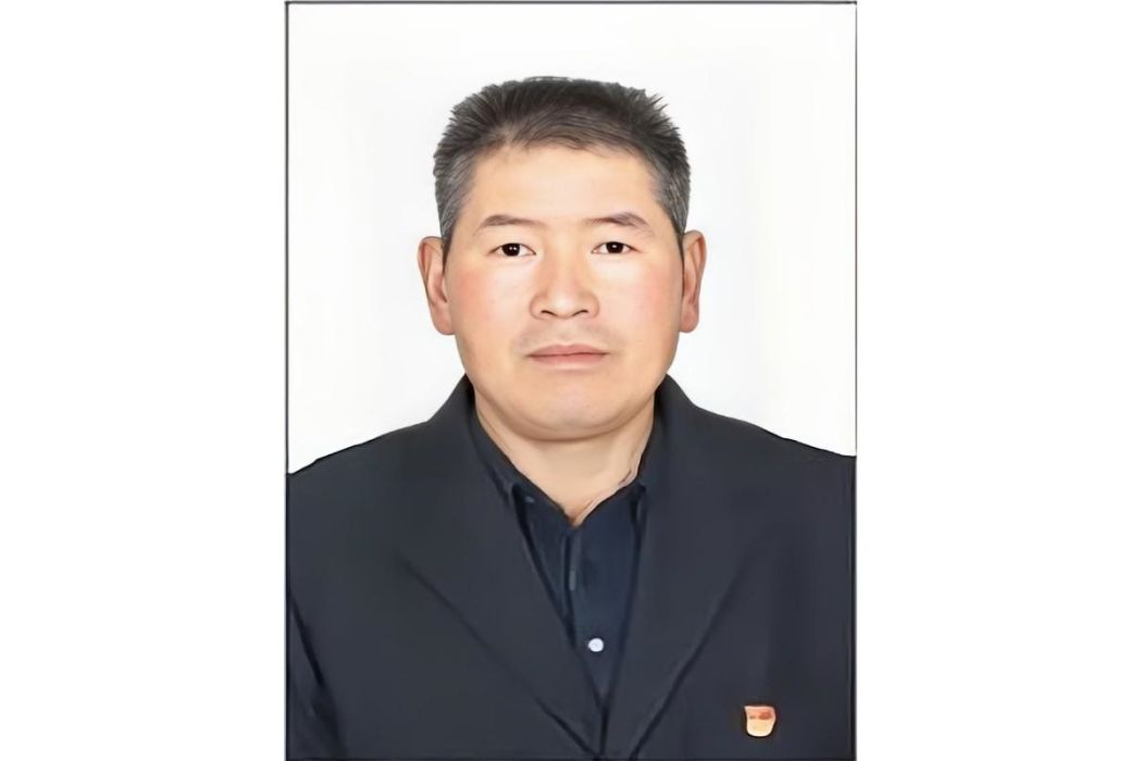 魏占來(青海省西寧市大通縣東峽鎮田家溝村黨支部書記、村委會主任,青海省第十四屆人民代表大會代表) 魏占來(青海省西寧市大通縣東峽鎮田家溝村黨支部書記、村委會主任,青海省第十四屆人民代表大會代表)