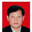 李長於 李長於