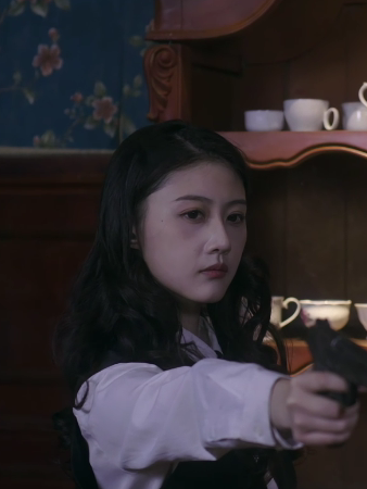 羅佳彤 羅佳彤