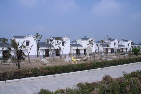 六團中心村 六團中心村