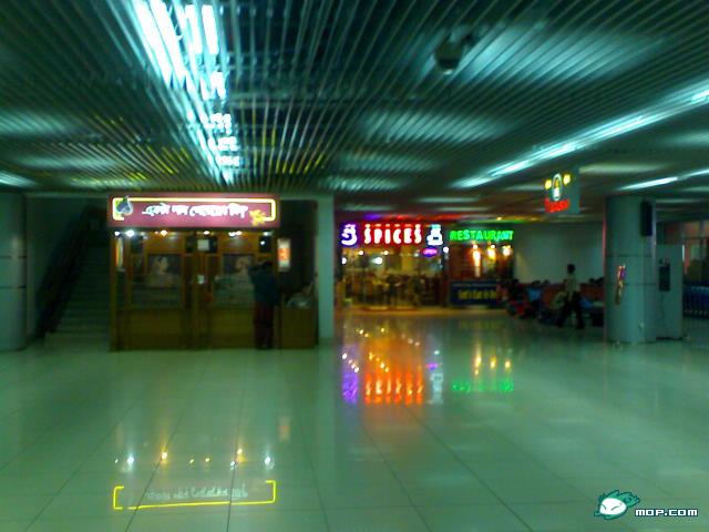達卡齊亞國際機場航站樓
