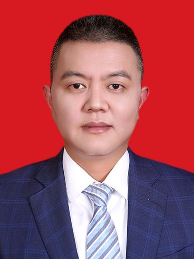 楊凌宇(上海臨港聯合發展有限公司黨委副書記、總經理) 楊凌宇(上海臨港聯合發展有限公司黨委副書記、總經理)