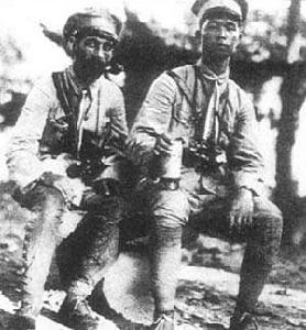 鄧演達和蘇聯顧問在武昌城下督戰