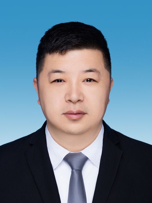 盧天成(貴州省黔東南州麻江縣委副書記,縣人民政府黨組書記、縣長) 盧天成(貴州省黔東南州麻江縣委副書記,縣人民政府黨組書記、縣長)