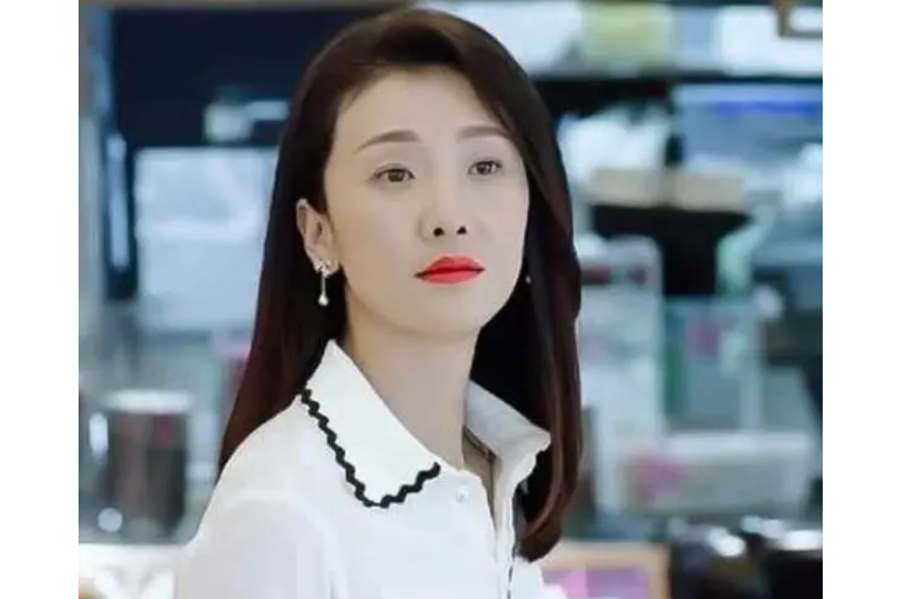陳春(2012年電視劇《先結婚後戀愛》中的角色) 陳春(2012年電視劇《先結婚後戀愛》中的角色)
