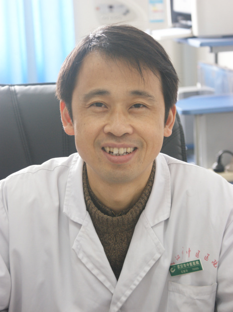 石新華(武漢市中醫醫院綜合藥學部主任中藥師)