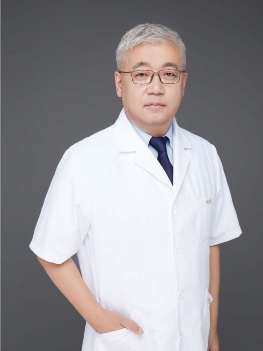 胡濱(遼寧省腫瘤醫院泌尿外科一病區主任醫生) 胡濱(遼寧省腫瘤醫院泌尿外科一病區主任醫生)