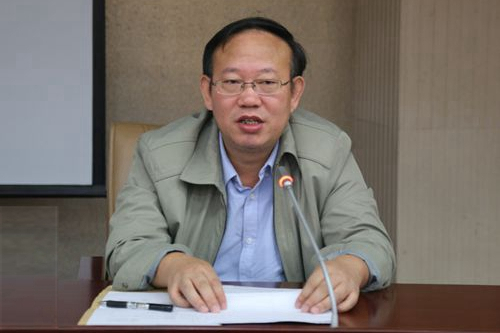 張勁松(原中國銀行保險監督管理委員會法規部副主任) 張勁松(原中國銀行保險監督管理委員會法規部副主任)