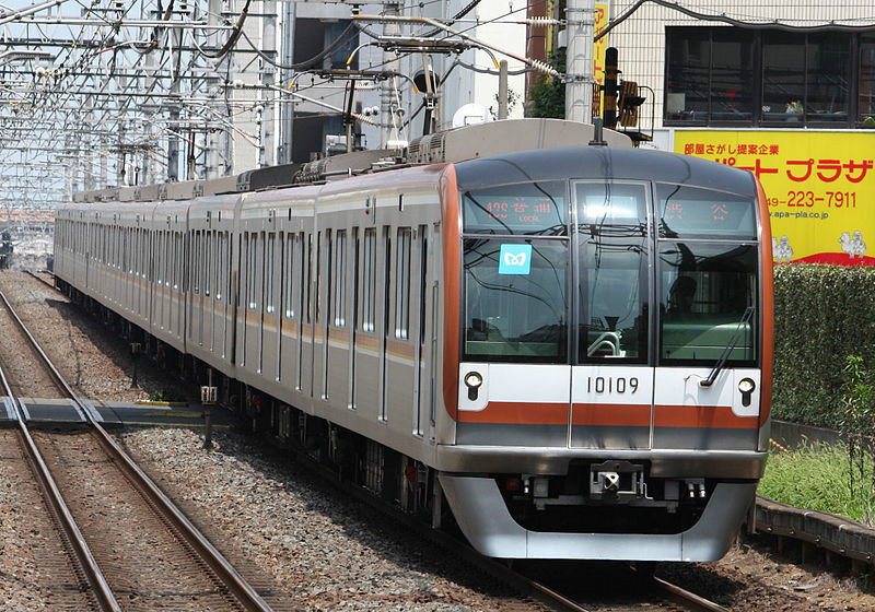 東京地下鐵10000系電車