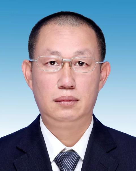 唐國華(雲南組織幹部學院常務副院長) 唐國華(雲南組織幹部學院常務副院長)