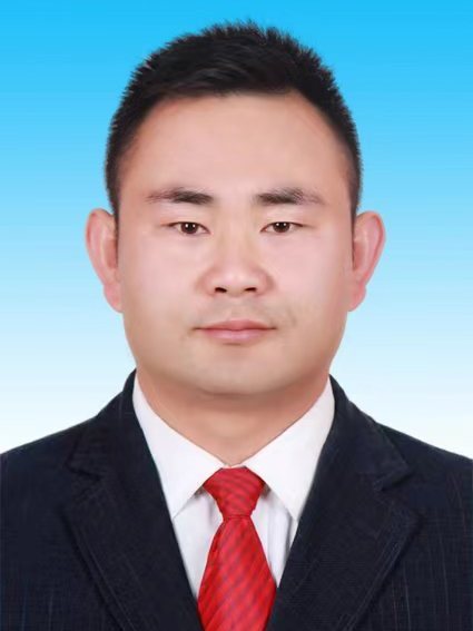 薛磊(內蒙古自治區烏蘭察布市察哈爾右翼前旗住房和城鄉建設局黨組成員、副局長) 薛磊(內蒙古自治區烏蘭察布市察哈爾右翼前旗住房和城鄉建設局黨組成員、副局長)