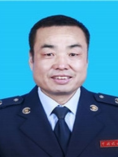 魏玉傑(國家稅務總局千陽縣稅務局黨委委員、副局長) 魏玉傑(國家稅務總局千陽縣稅務局黨委委員、副局長)