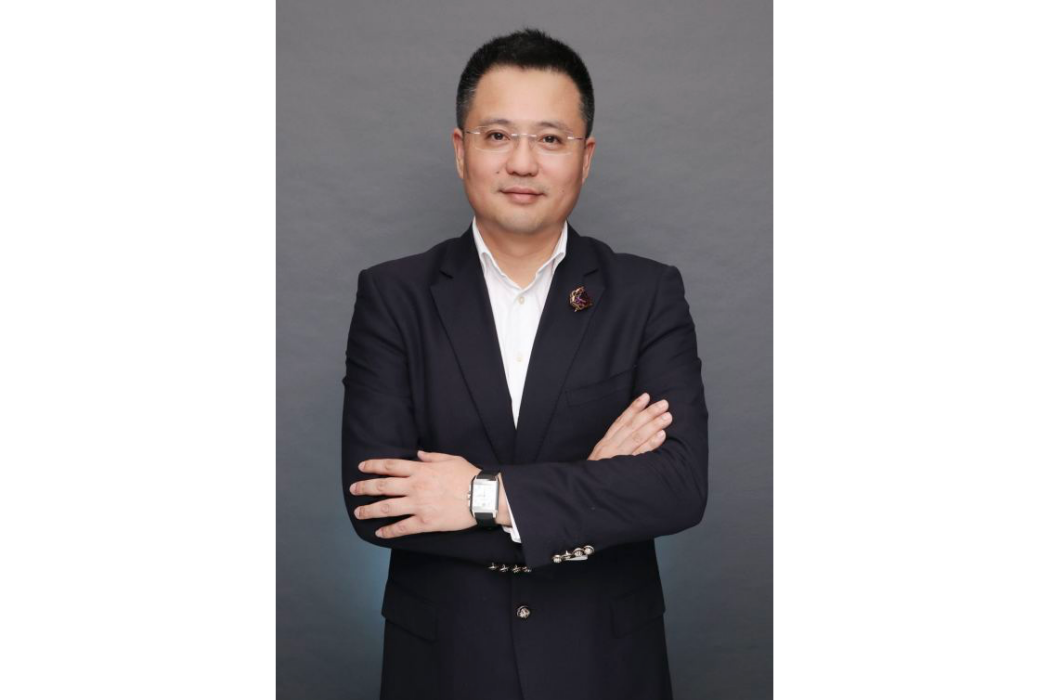 徐洲(美國UMT工商管理博士) 徐洲(美國UMT工商管理博士)