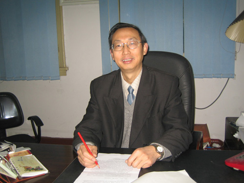 重慶市中國化馬克思主義研究中心主任 蘇偉