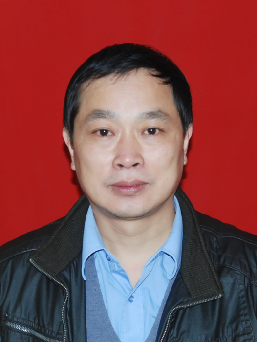 徐新根(湖北省十堰市鄖西縣人力資源和社會保障局黨組成員) 徐新根(湖北省十堰市鄖西縣人力資源和社會保障局黨組成員)