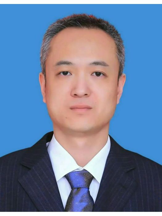馬皓(九三學社銀川市委會主委,銀川市大數據產業發展服務中心副主任) 馬皓(九三學社銀川市委會主委,銀川市大數據產業發展服務中心副主任)