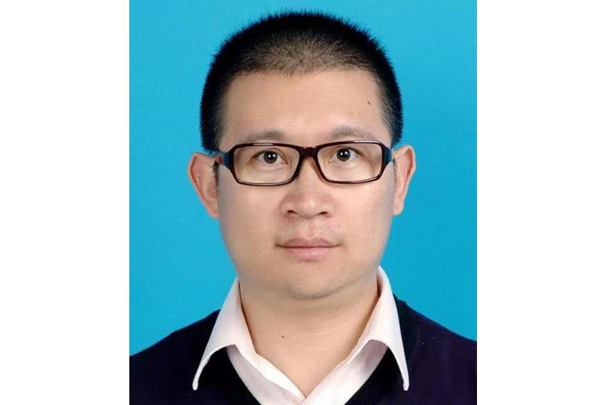趙文(青海省科學技術廳黨組成員、援青辦主任) 趙文(青海省科學技術廳黨組成員、援青辦主任)