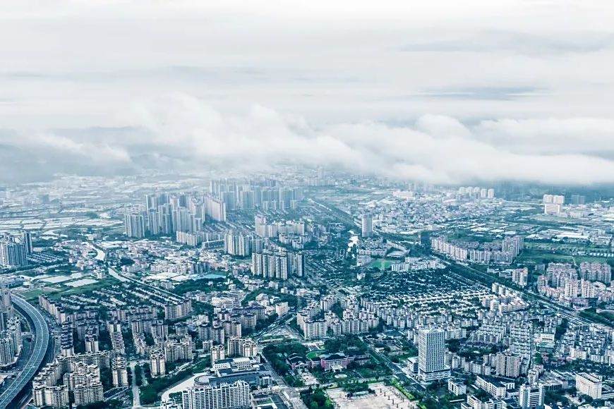 崗泉村