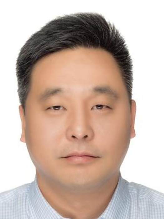 黃展(浙江省寧波前灣新區社會治理中心副主任) 黃展(浙江省寧波前灣新區社會治理中心副主任)