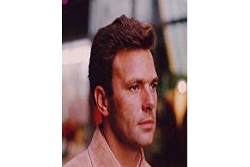 Derek Cracknell Derek Cracknell