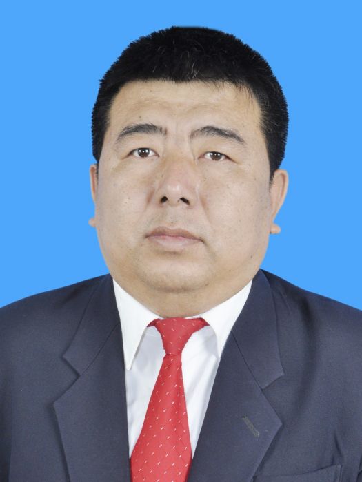高飛(內蒙古自治區鄂爾多斯市準格爾旗紀委常委、廉政教育管理中心主任) 高飛(內蒙古自治區鄂爾多斯市準格爾旗紀委常委、廉政教育管理中心主任)