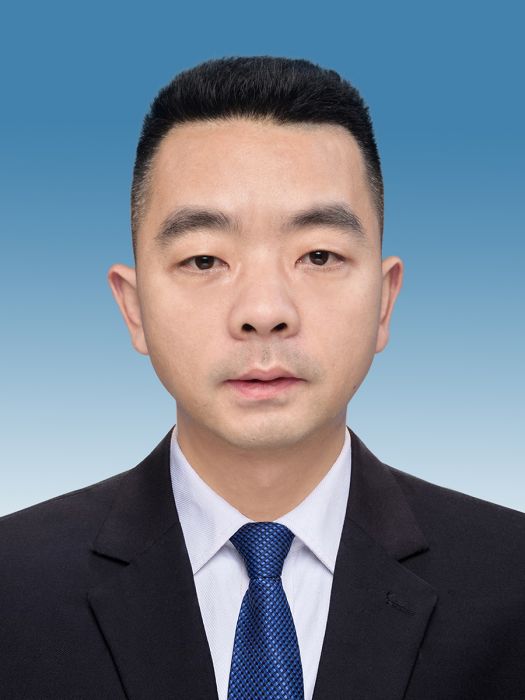 彭勇(重慶市涪陵區藺市街道黨工委委員、辦事處副主任、人武部長) 彭勇(重慶市涪陵區藺市街道黨工委委員、辦事處副主任、人武部長)