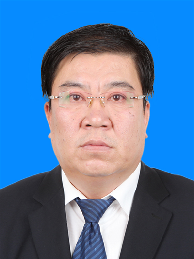 薛東(鄂爾多斯市東勝區監委副主任) 薛東(鄂爾多斯市東勝區監委副主任)