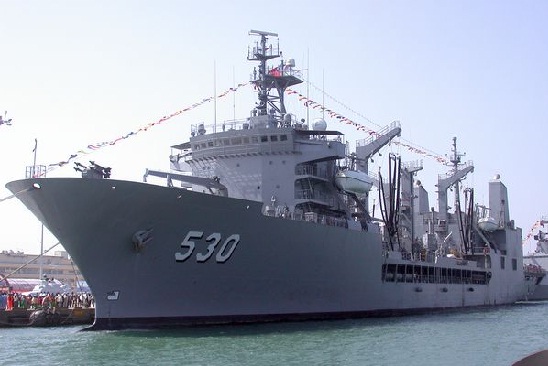 “武夷”號綜合戰鬥支援艦