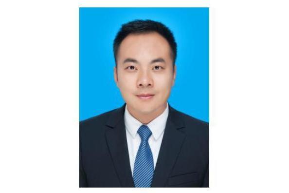 潘虎(中共白銀市白銀區委常委、王峴鎮黨委書記) 潘虎(中共白銀市白銀區委常委、王峴鎮黨委書記)