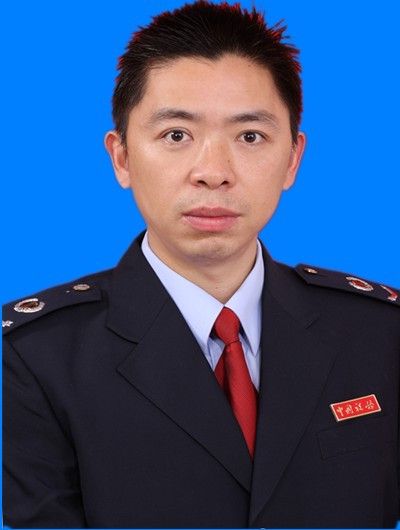 楊成斌(四川省開江縣國家稅務局局長) 楊成斌(四川省開江縣國家稅務局局長)